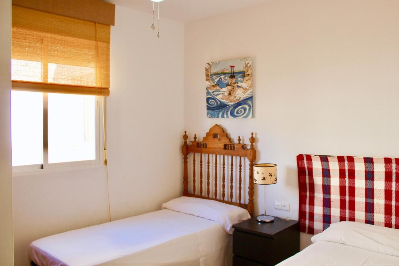 Espectacular Atico Con Parking Y Terraza Con Bbq Apartment Salobrena Ngoại thất bức ảnh