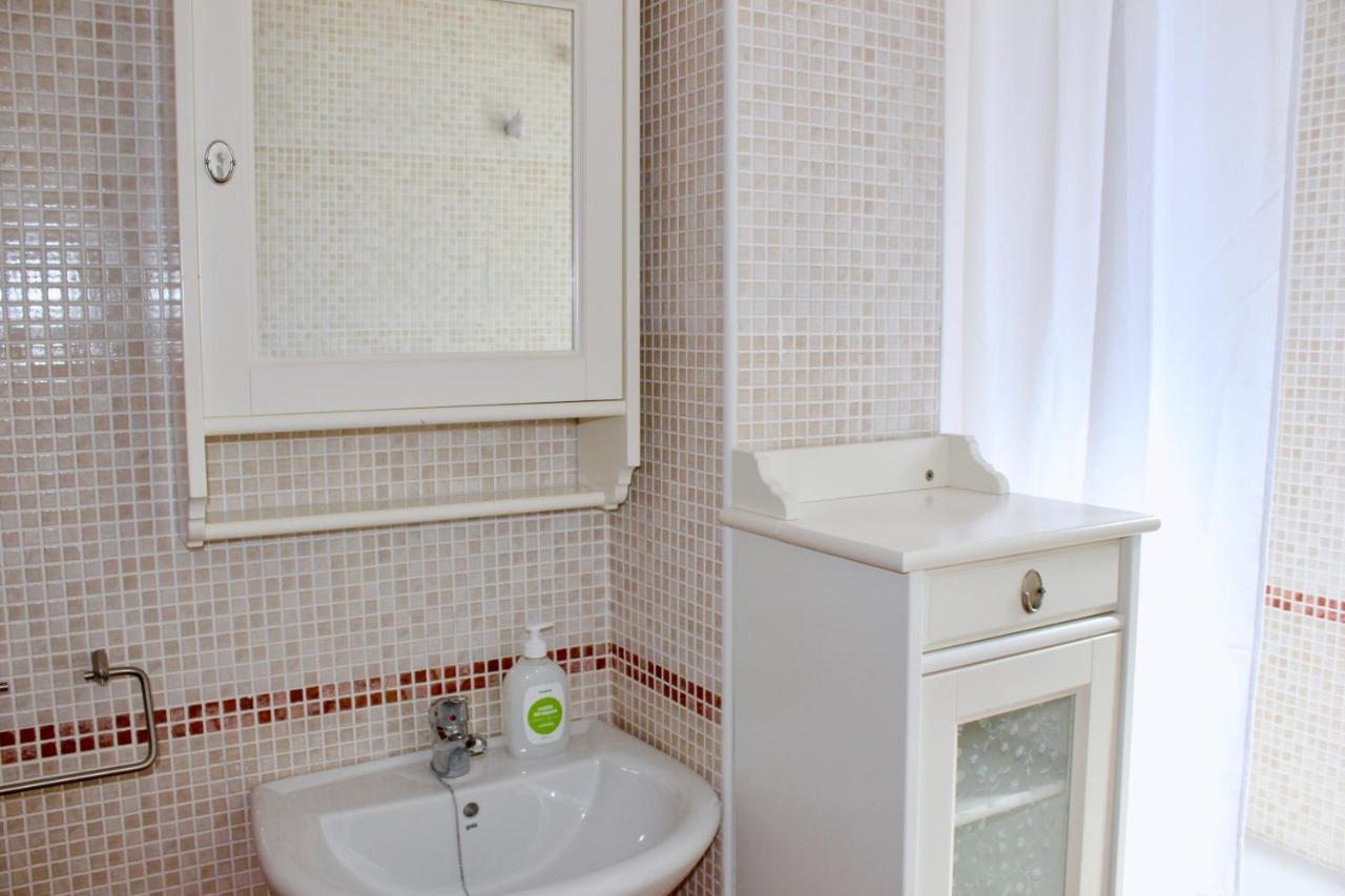 Espectacular Atico Con Parking Y Terraza Con Bbq Apartment Salobrena Ngoại thất bức ảnh
